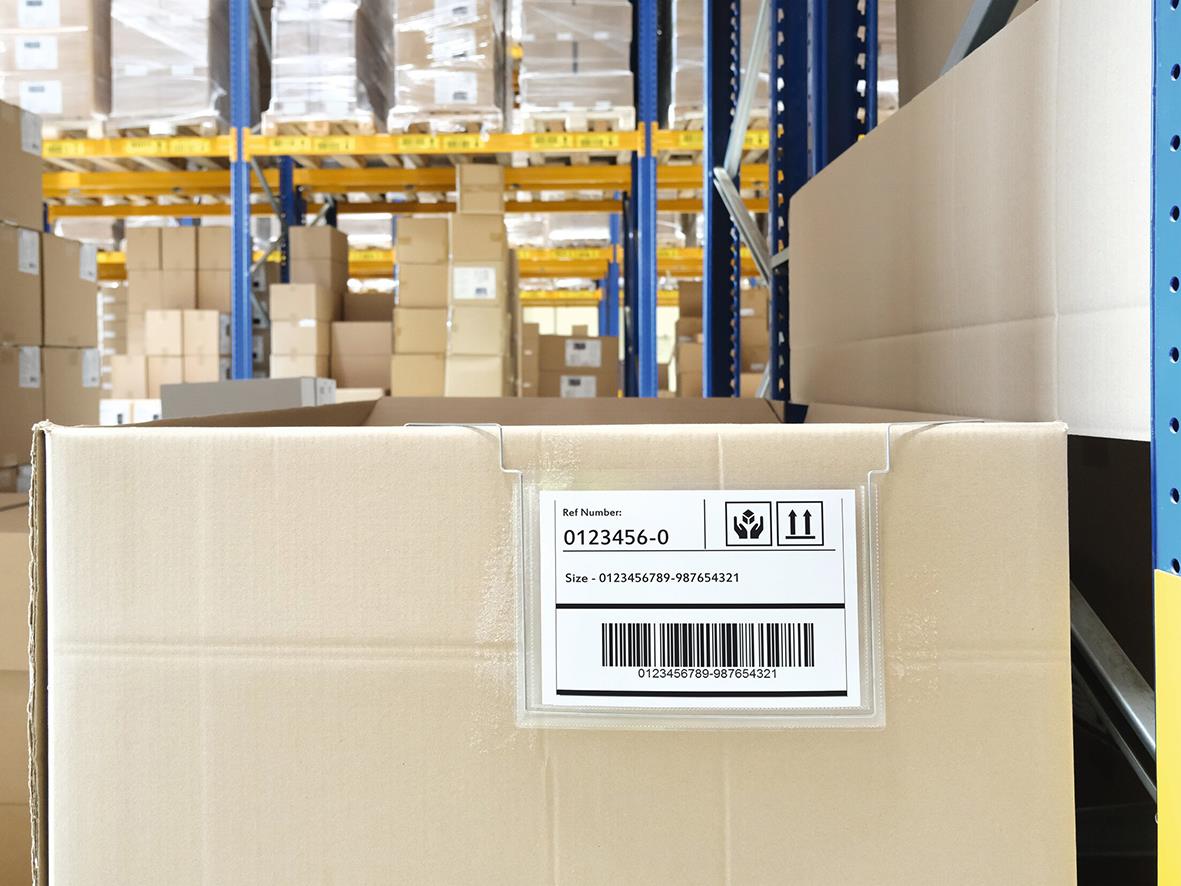 Stor kartong med plastficka Durable med ståltrådsfäste och etikett