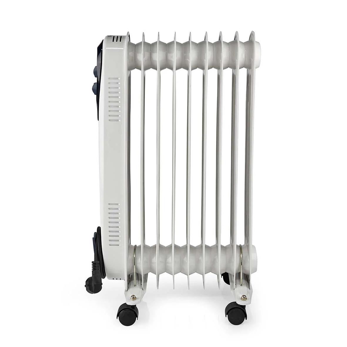 Vit oljefylld elementradiator med hjul och termostat