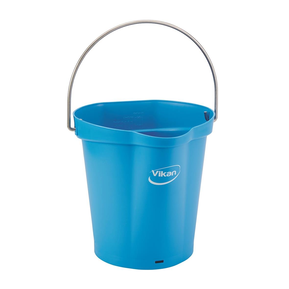 Blå Vikan hink med 6 liters kapacitet och metallhandtag