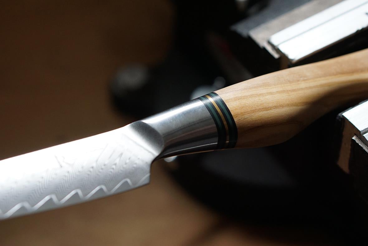 Skalkniv Ryda Knives 22cm med trähandtag och vass blad