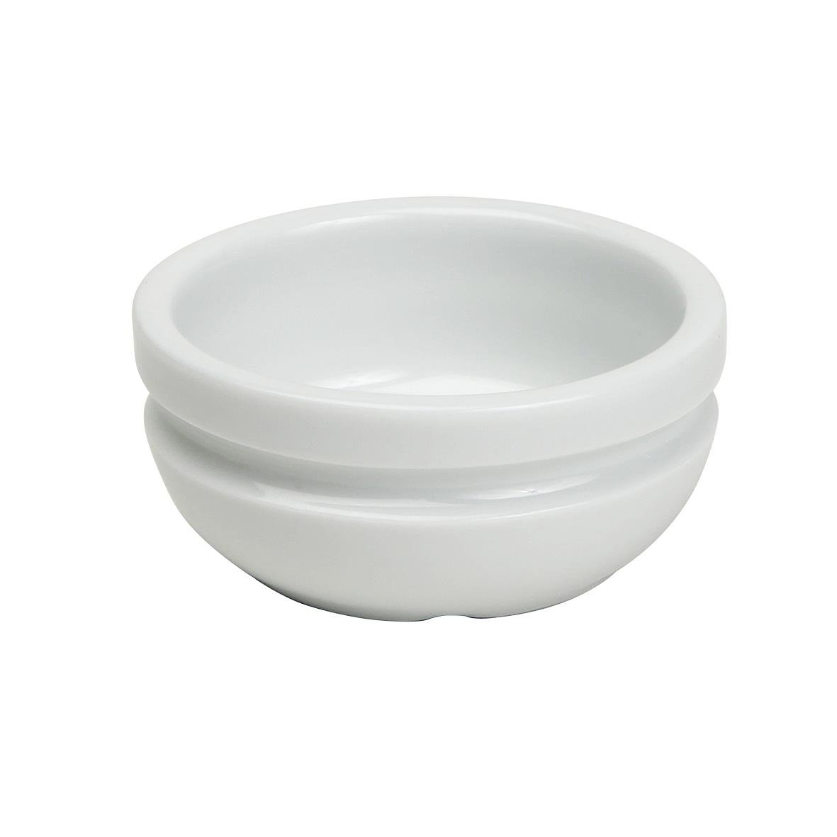 Två små vita smörportionsskålar med måtten 6,5x3cm