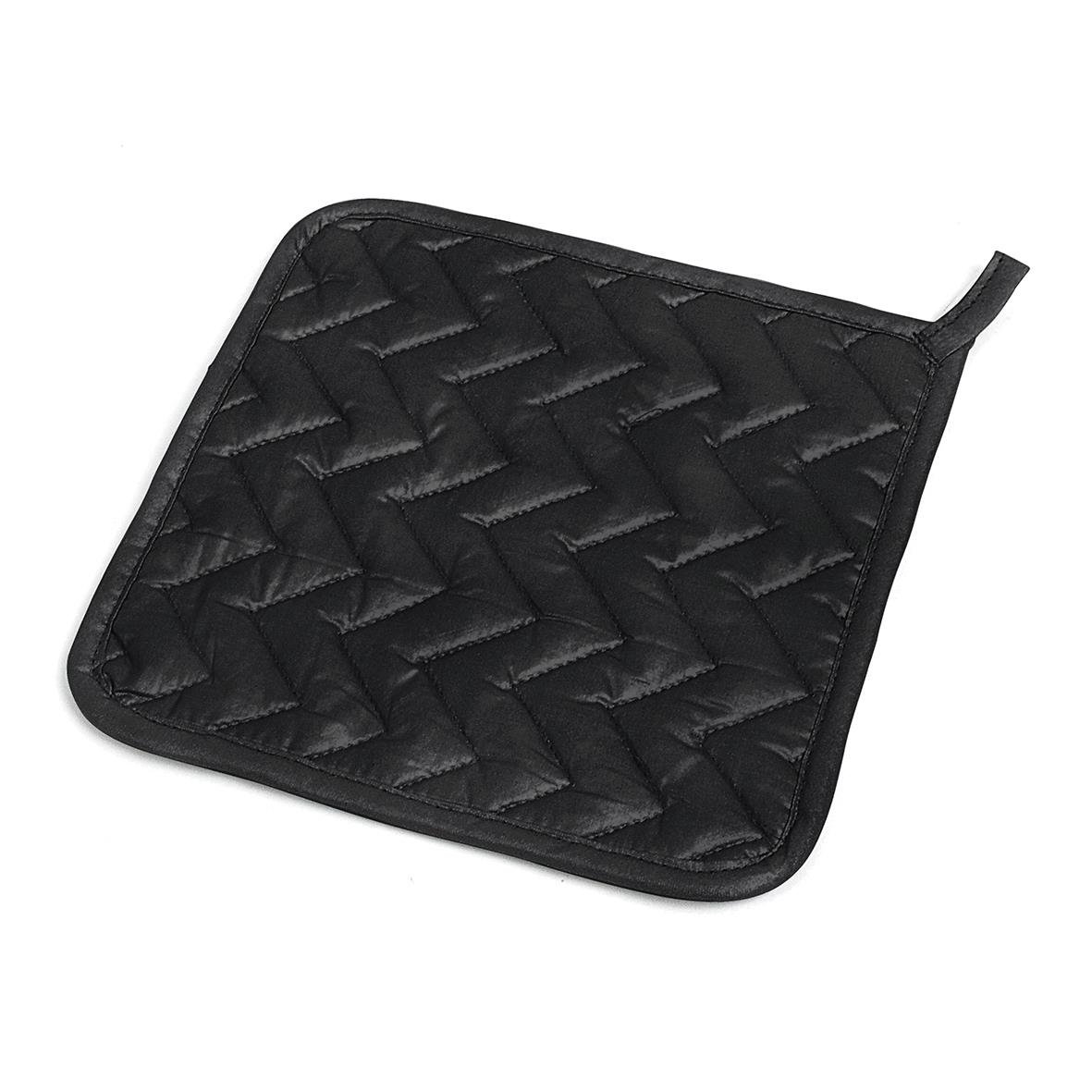 Svart flamsäker grytlapp 20x20cm med quiltad design