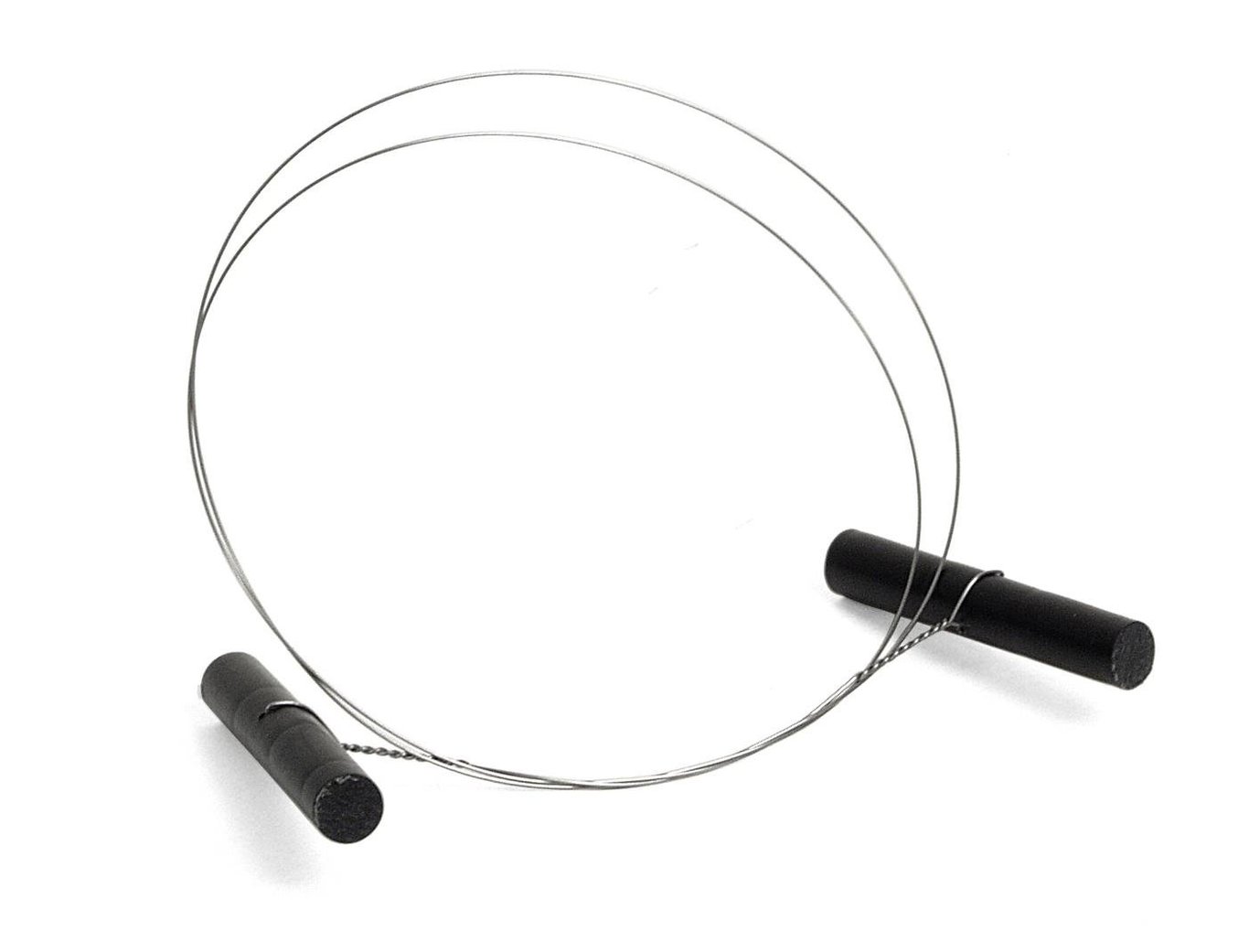 Osttråd med två handtag för att göra ost eller andra hantverk