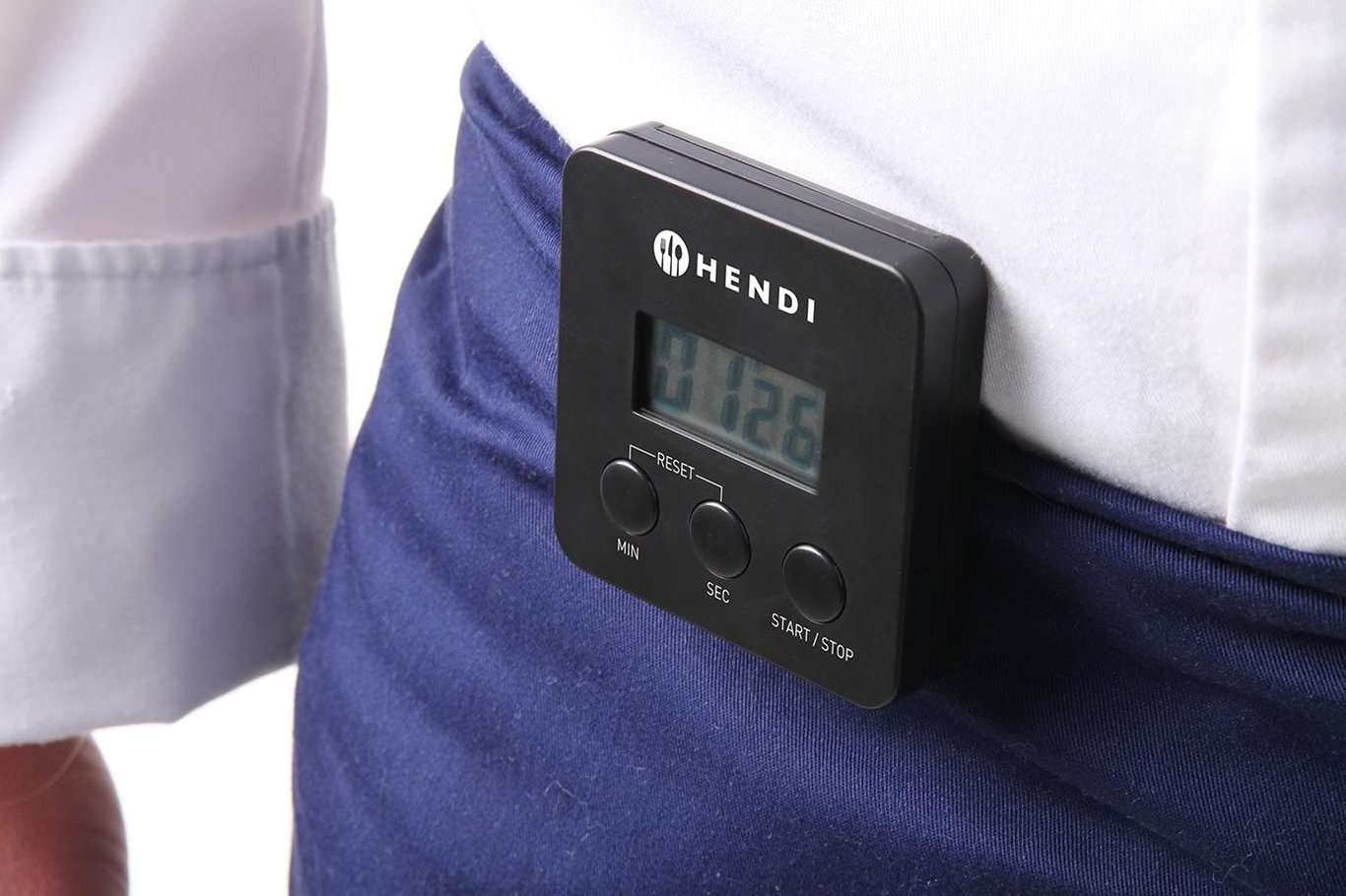 Kökstimer Hendi i svart med magnetklämma fäst vid midjan