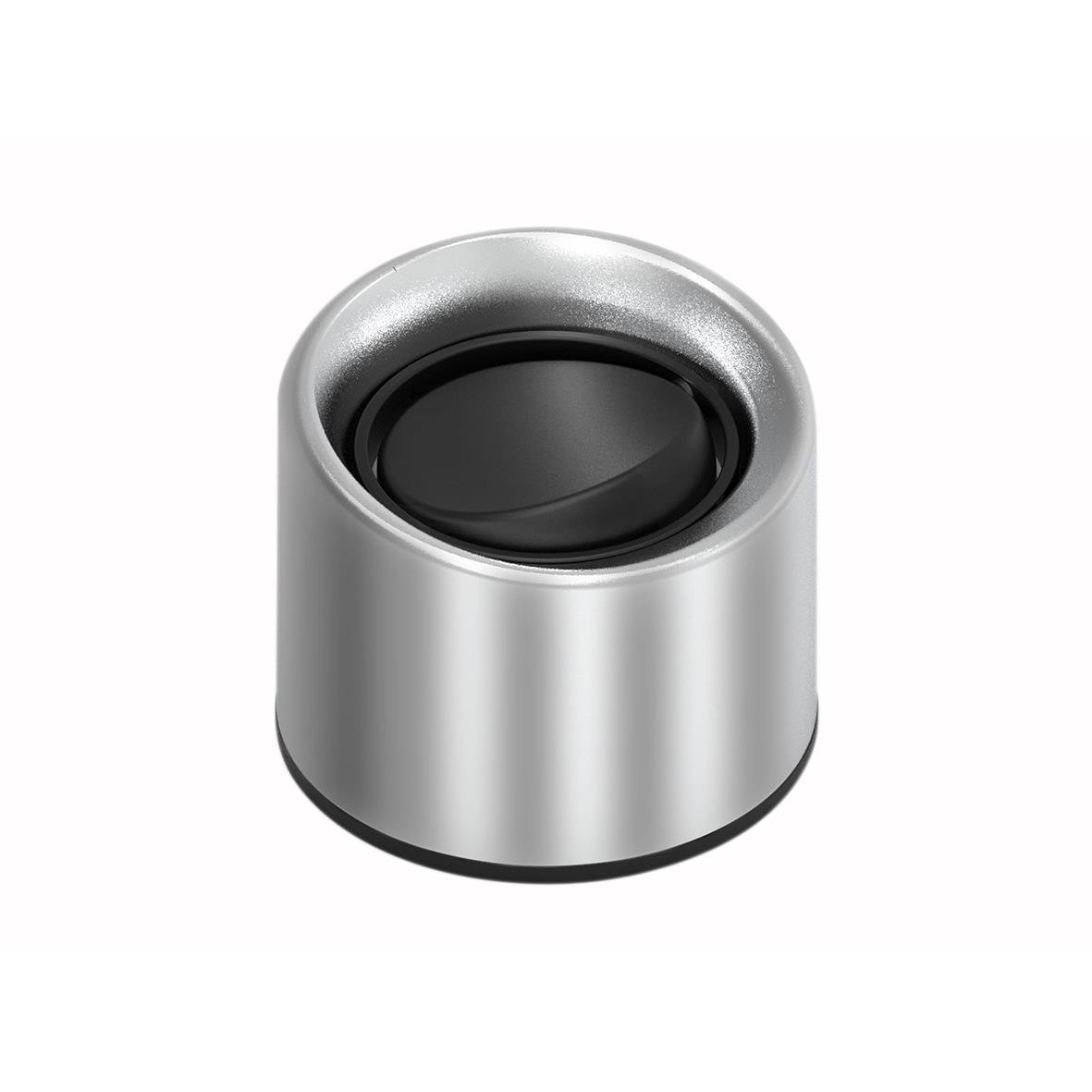 Korkutgång till vattenflaska i metall med svart inre del