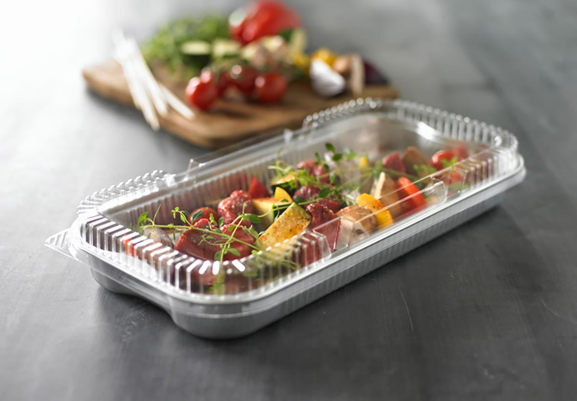 Aluminiumform R2C DPet 387x190x26mm med sallad och frukt