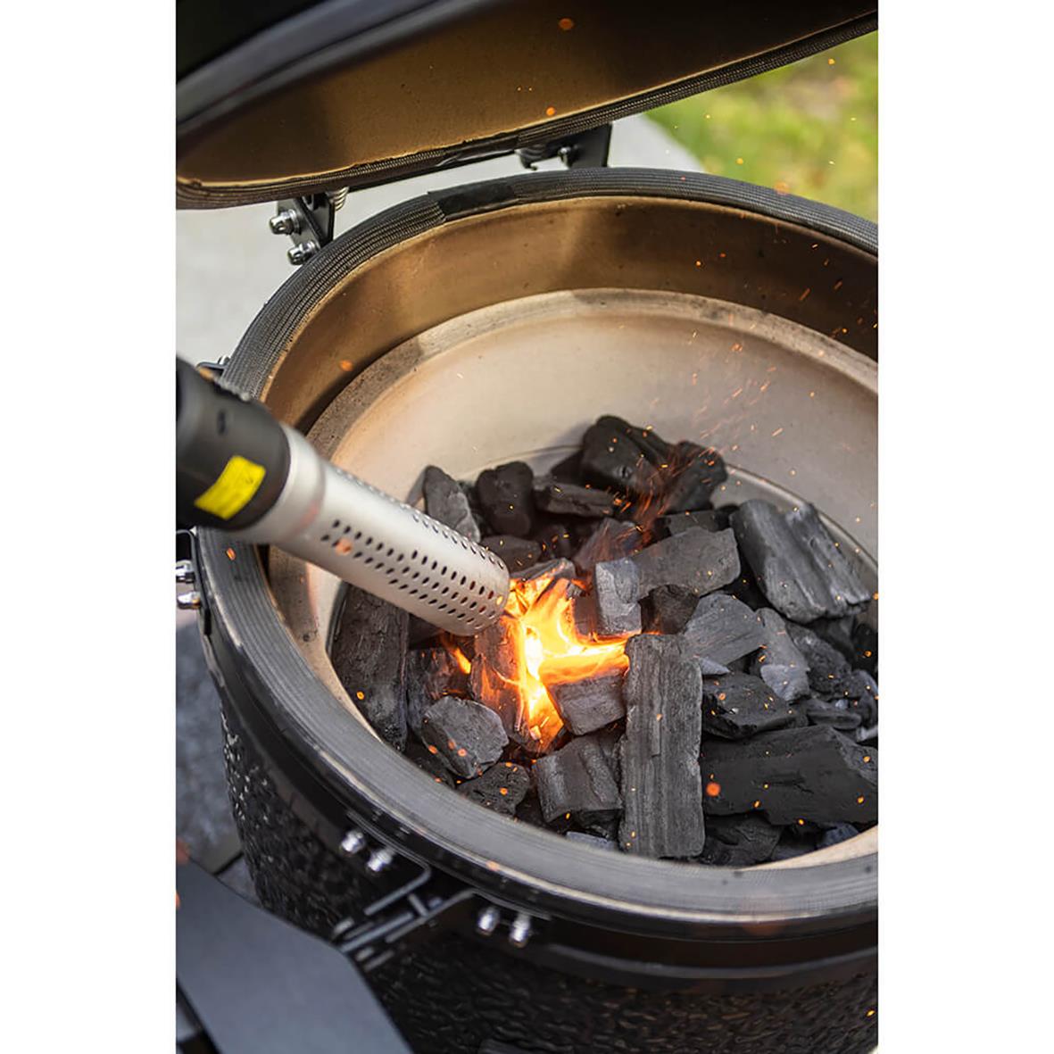 Grilltändare Mustang 2000W tänder briketter i en grill