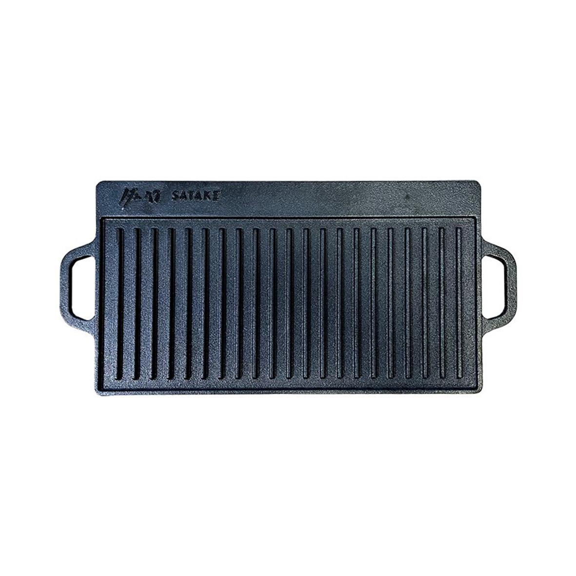 Vändbar gjutjärn stekplatta från Satake, 420x230x15mm, vikt 2,5kg, med räfflad yta för grillning