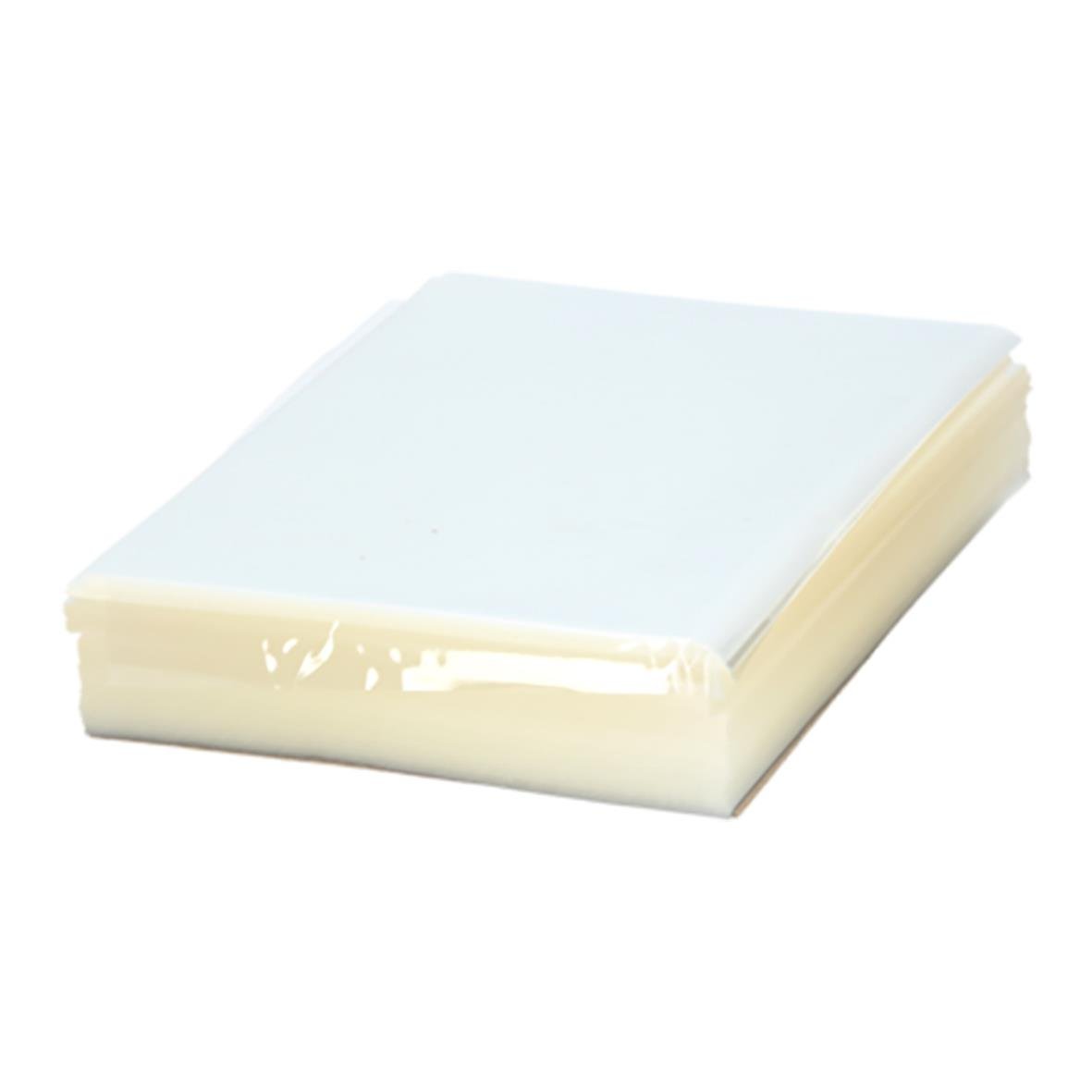 Transparent delikatessark i plast med måtten 245x360mm