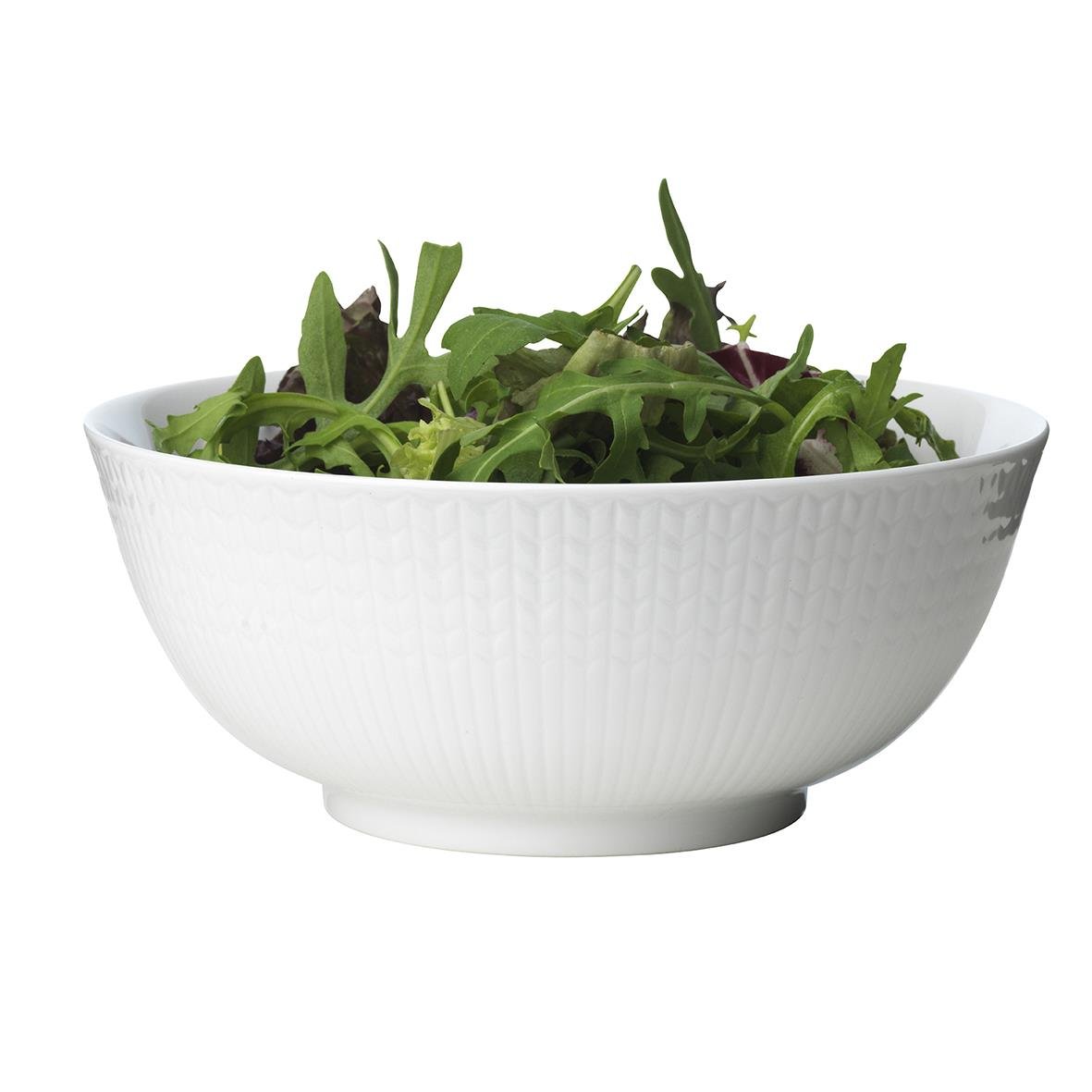 Vit skål från Rörstrand Swedish Grace Snö serie fylld med sallad