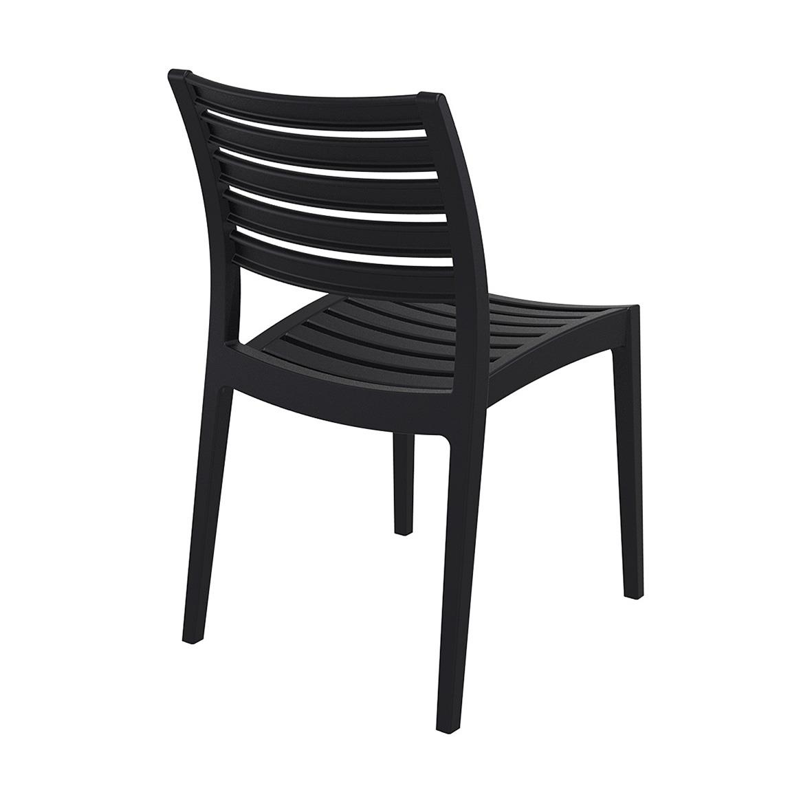 Svart stapelbar stol Ares med ryggstöd och sits av slitsad design