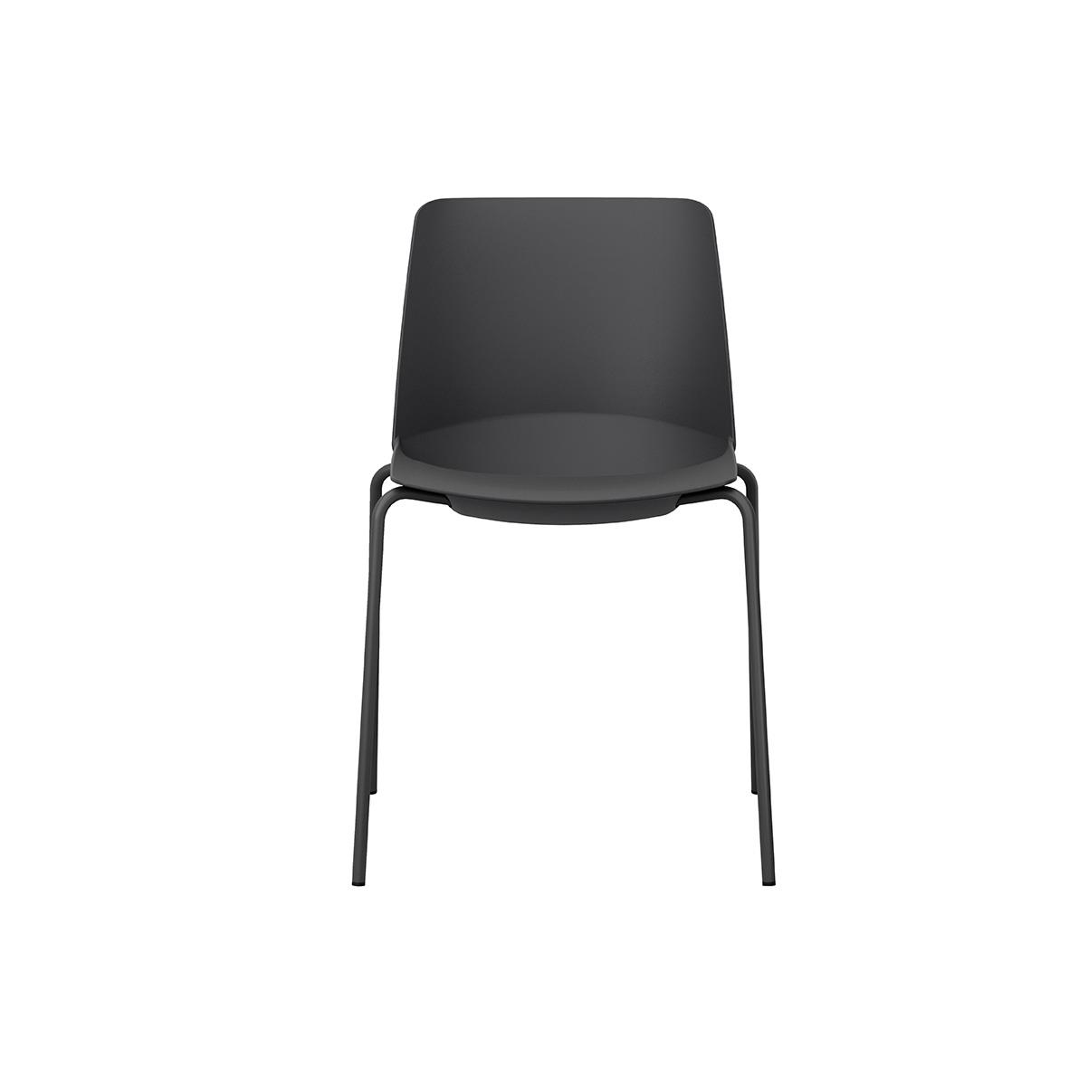 Svart stol med enkel design och metallben