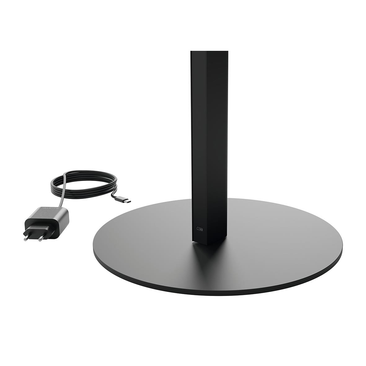 Svart golvlampa Luctra Floor Lite med rund bas och strömkabel