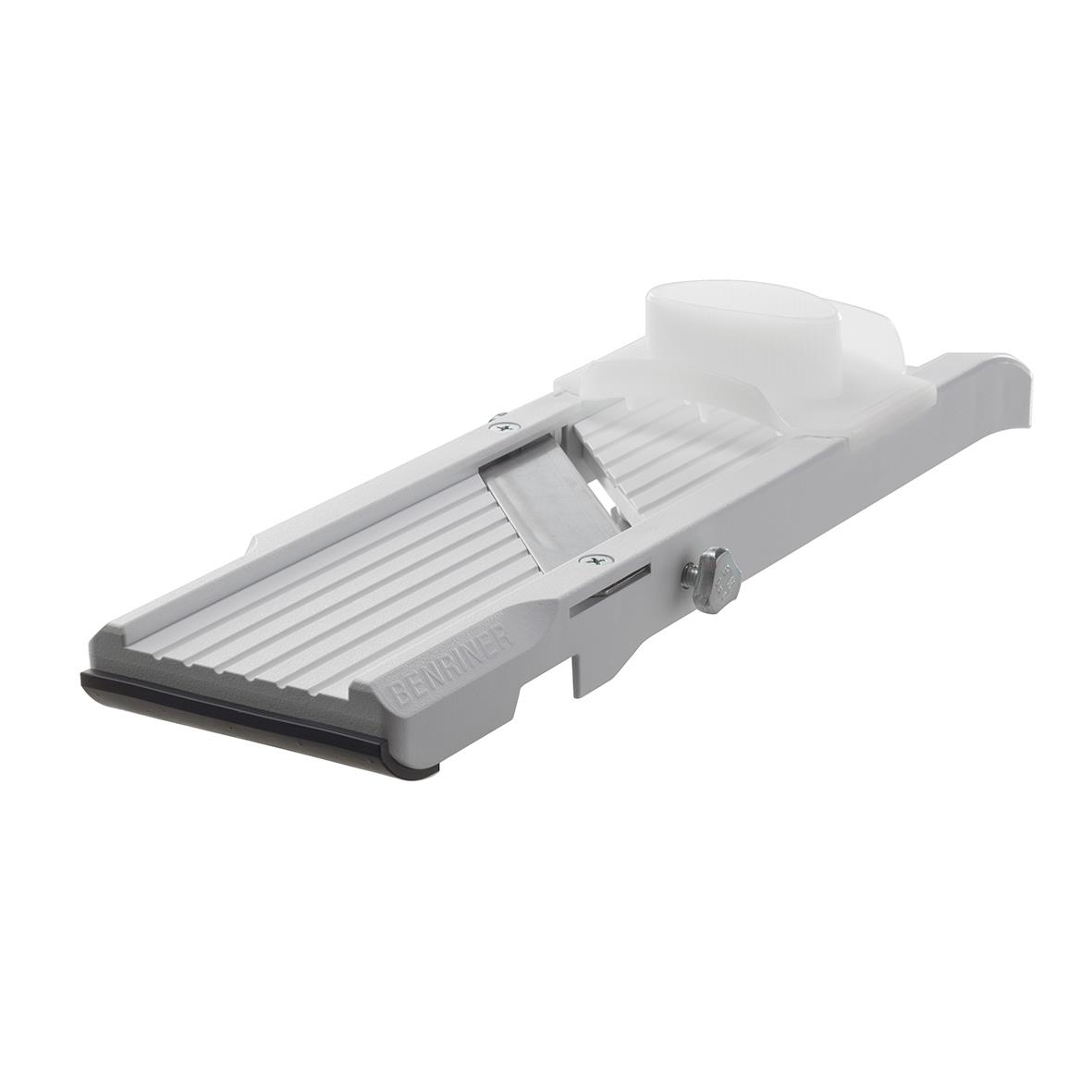 Vit mandolin Benriner med 6,4 cm blad, används för att skiva grönsaker och frukt