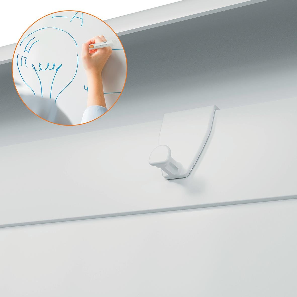 Blädderblocksställ Nobo Trip med whiteboard och marker