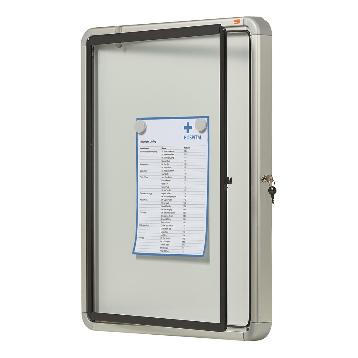 Utomhus displayskåp Nobo för 4 A4-papper, 494x668mm, med lås och glasdörr