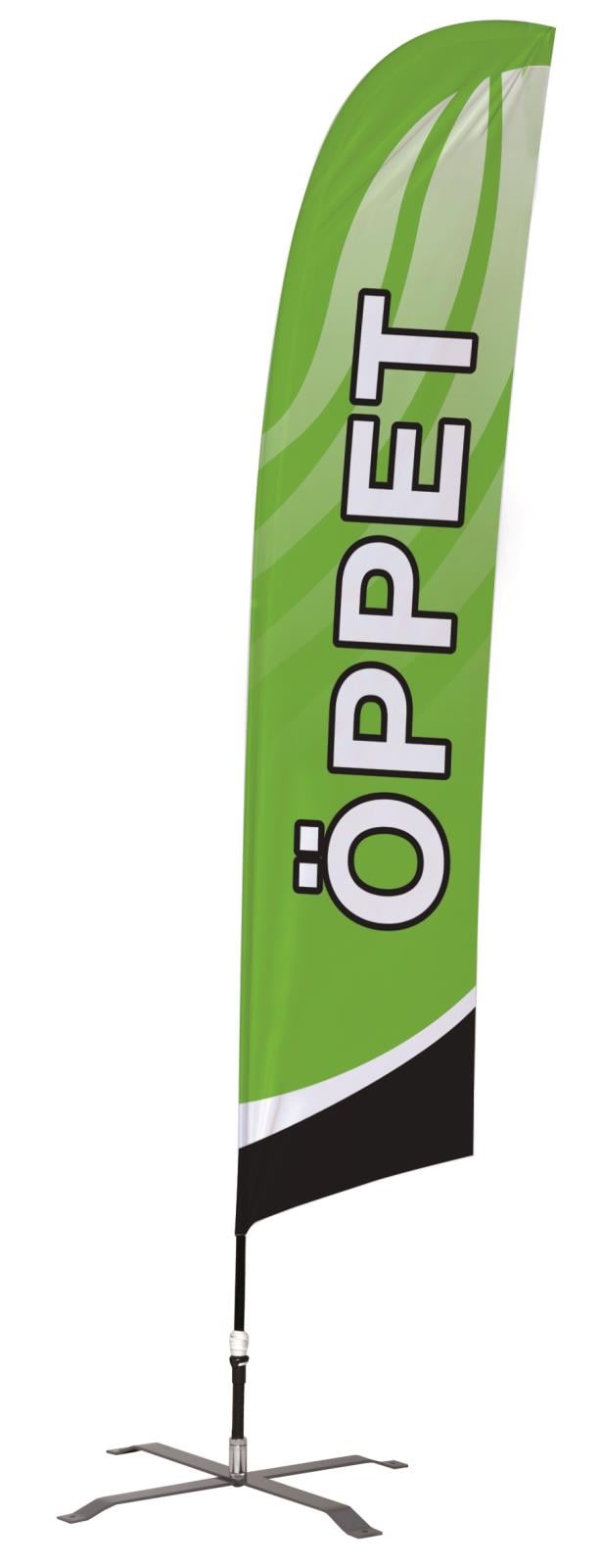 Grön beachflagga med text ÖPPET i vitt, storlek 50x230cm på ställning