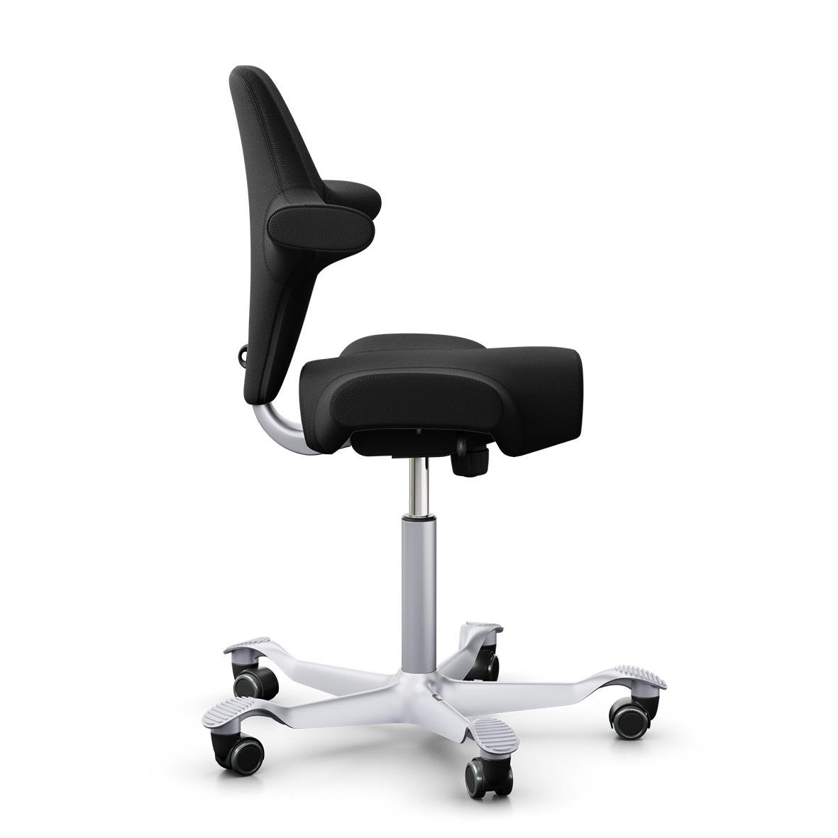 Svart kontorsstol HÅG Capisco 8106 med justerbar höjd och hjul