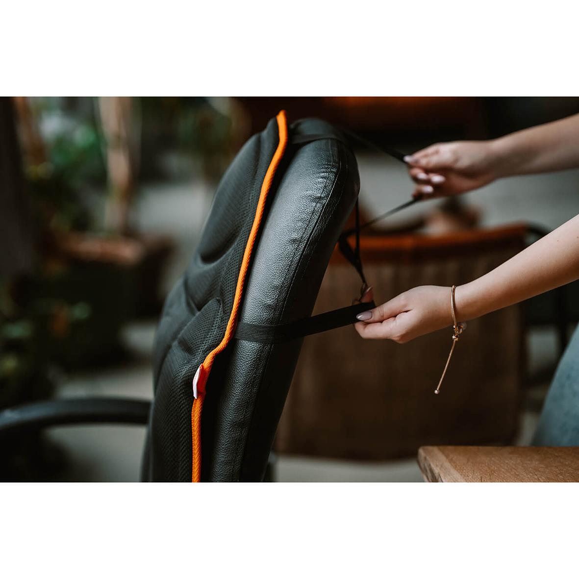 Massagesits Medivon Cosy Mesh med justerbara remmar och ergonomisk design