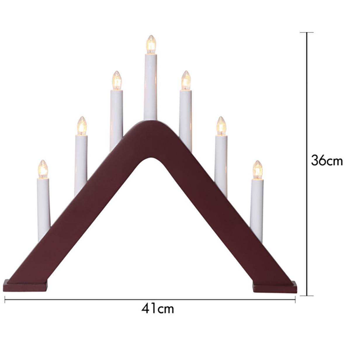 Röd ljusstake i trä med sju ljus, höjd 36 cm och bredd 41 cm