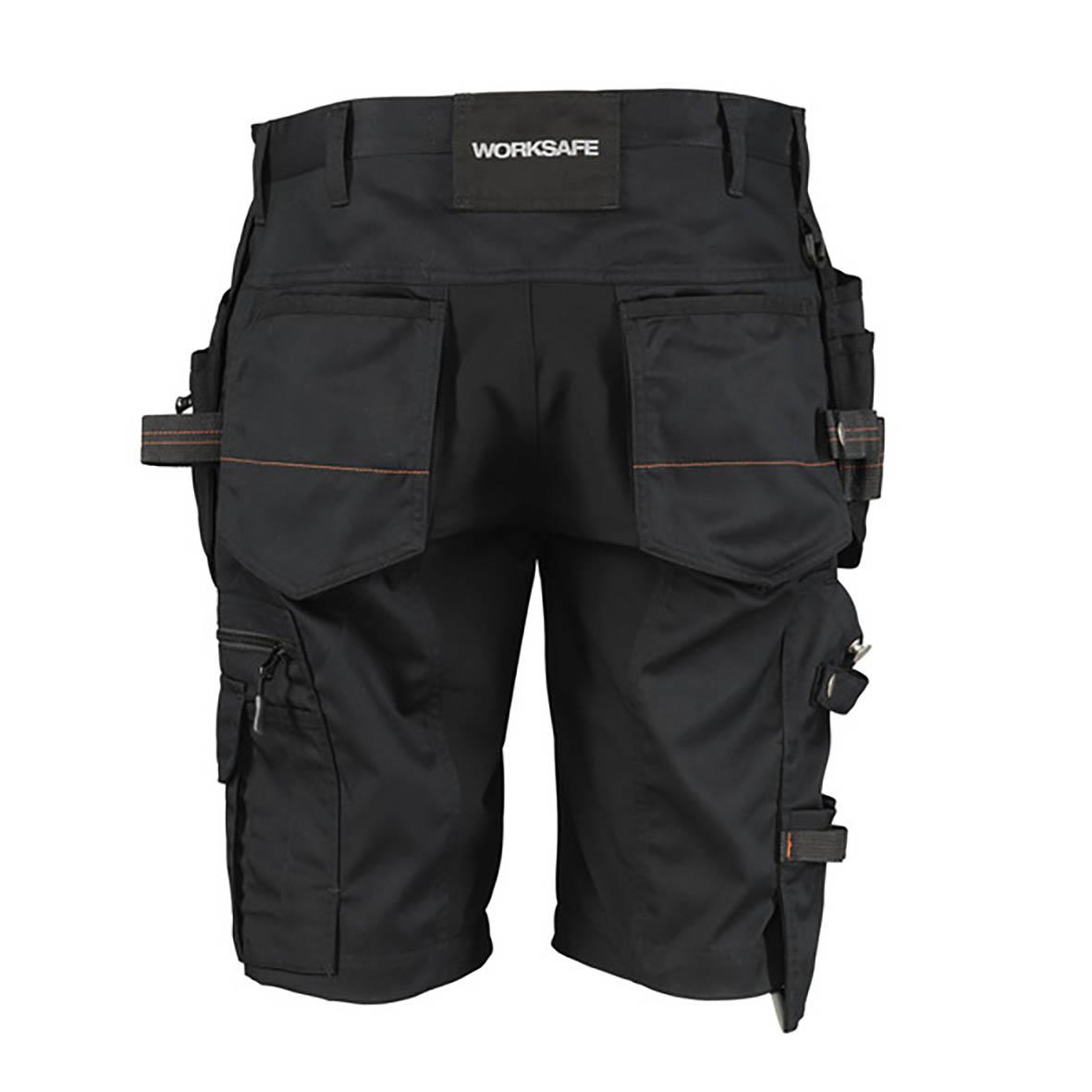 Svarta hantverksshorts från Worksafe med flera fickor och justerbara band