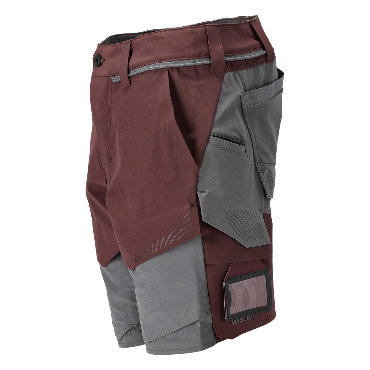 Vinröda och stengrå shorts med flera fickor och dragkedja