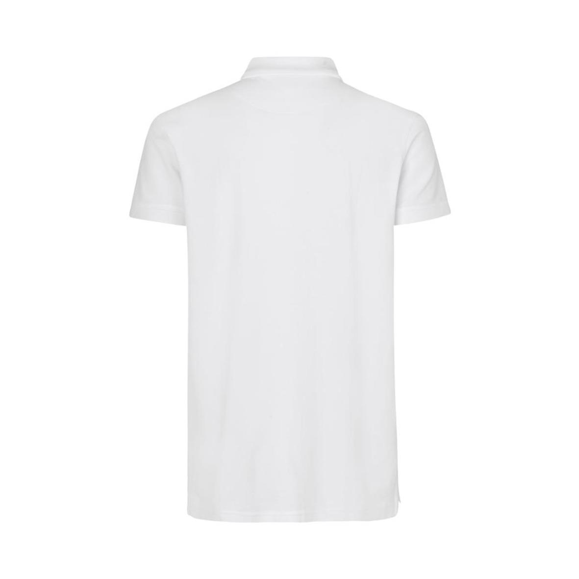 Vit pikétröja sett bakifrån