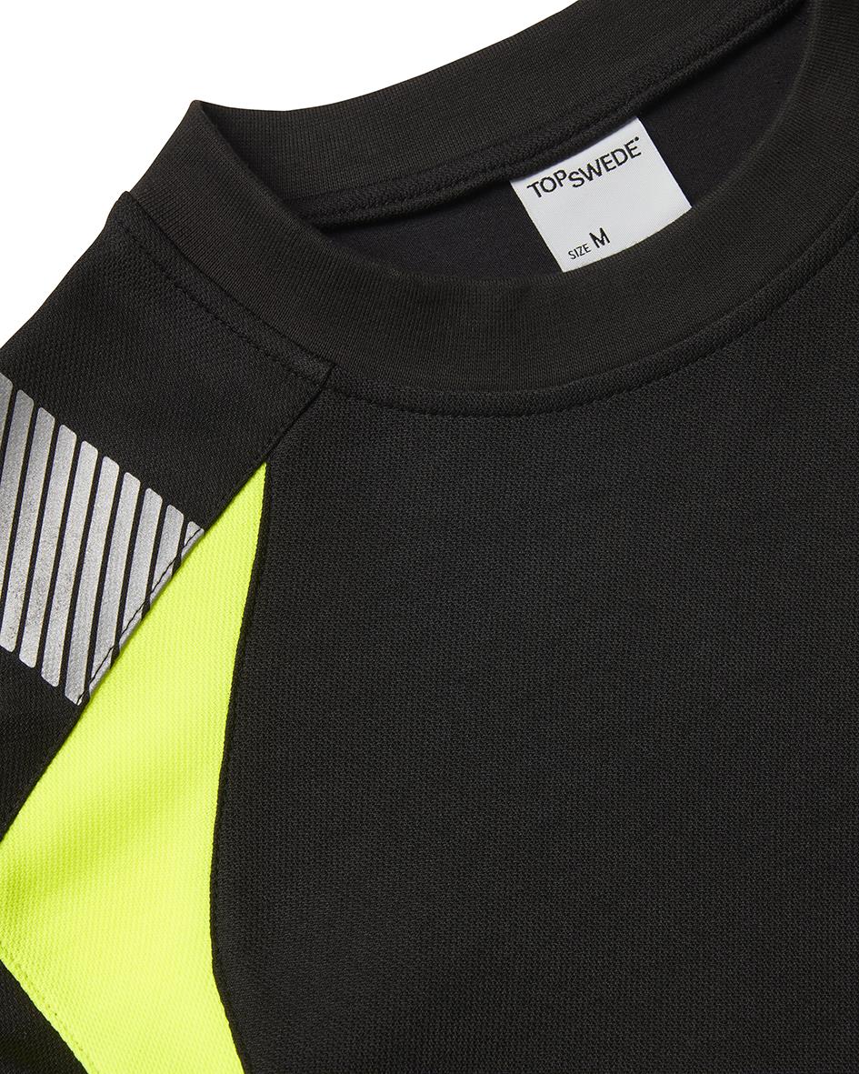 Svart T-shirt med varselgul och vit detalj, storlek XS, från TOPSWEDEN