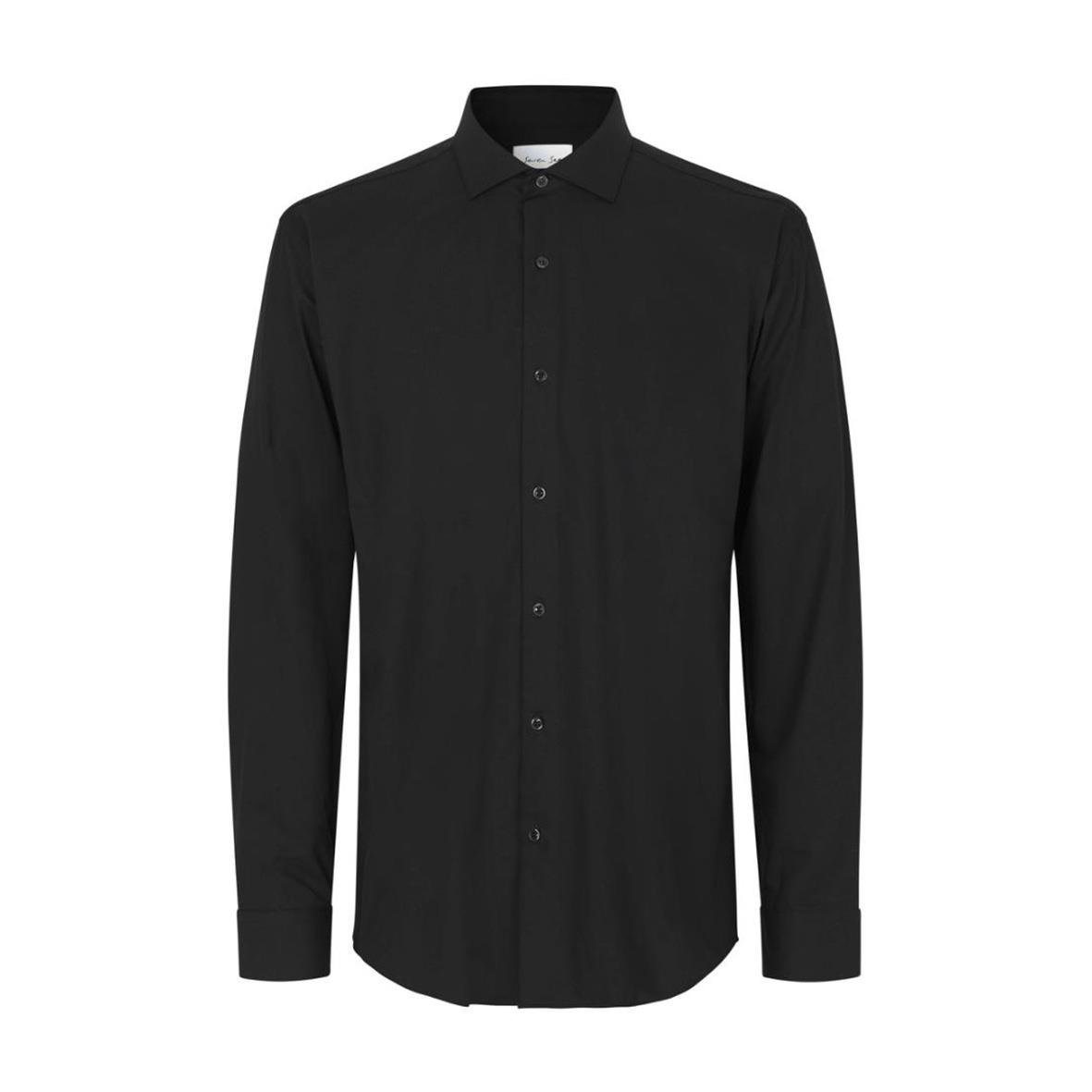 Svart skjorta med knappar och krage från Seven Seas S50 Hybrid Modern