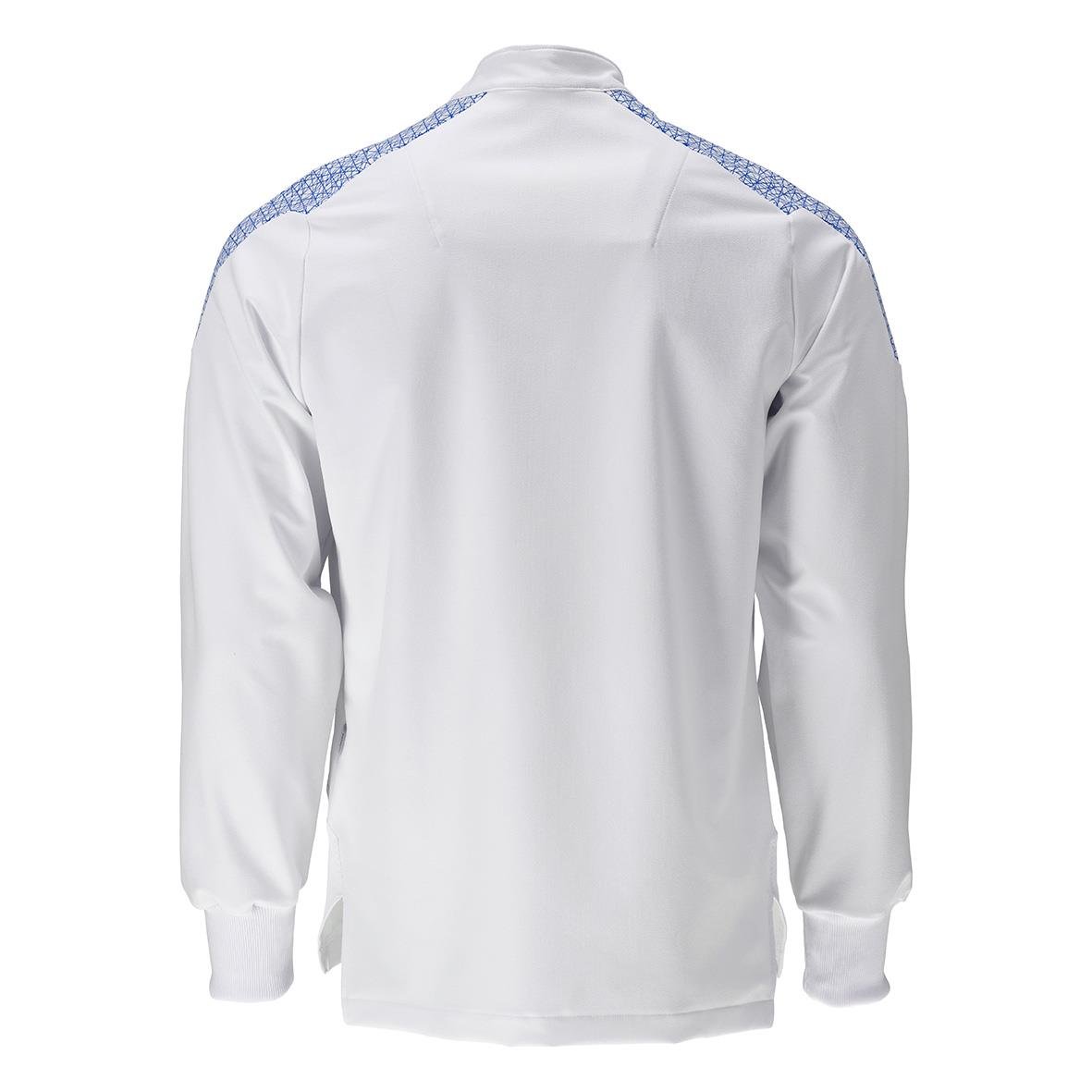 Vit sportjacka med blå mönster på axlarna sett bakifrån