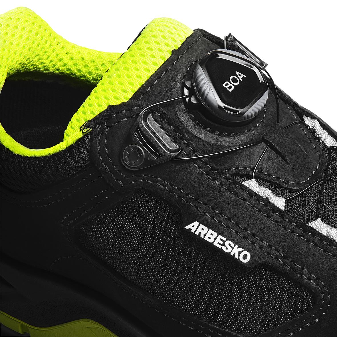 Skyddssko Arbesko 935 i svart med neonfärgad insida och BOA snörning