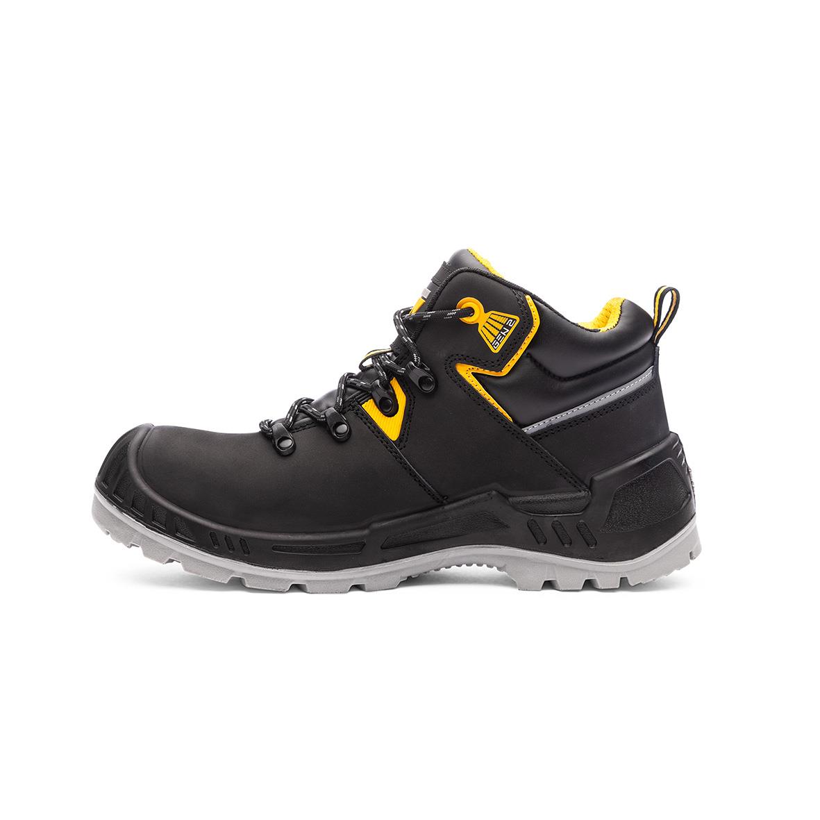 Svart och gult arbets- eller vandringsskor med robust sula och snörning