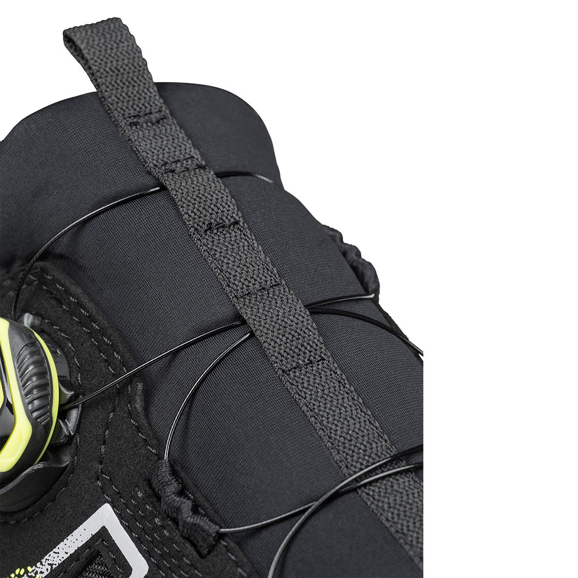 Skyddssko Jalas 9935 i storlek 34 med svart yttre och reflexband