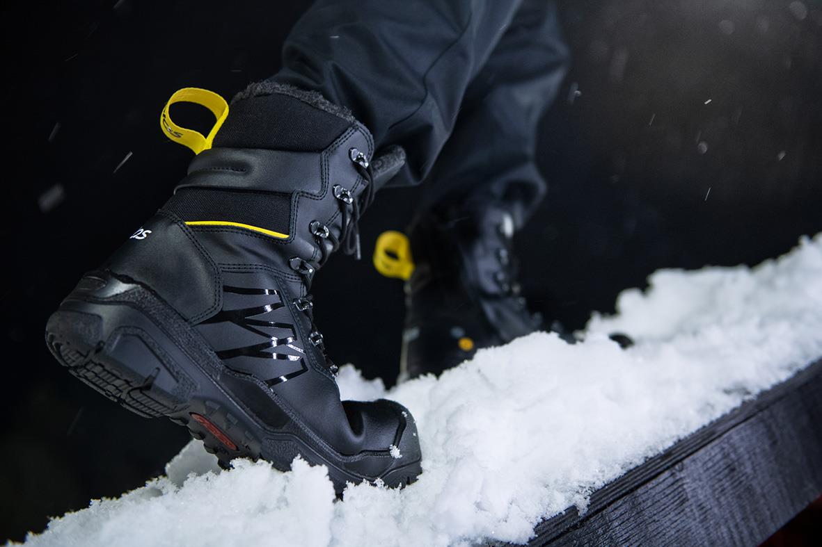 Skyddskänga Jalas 2808 Gran Premio 35 i snö, robust och vattentät design