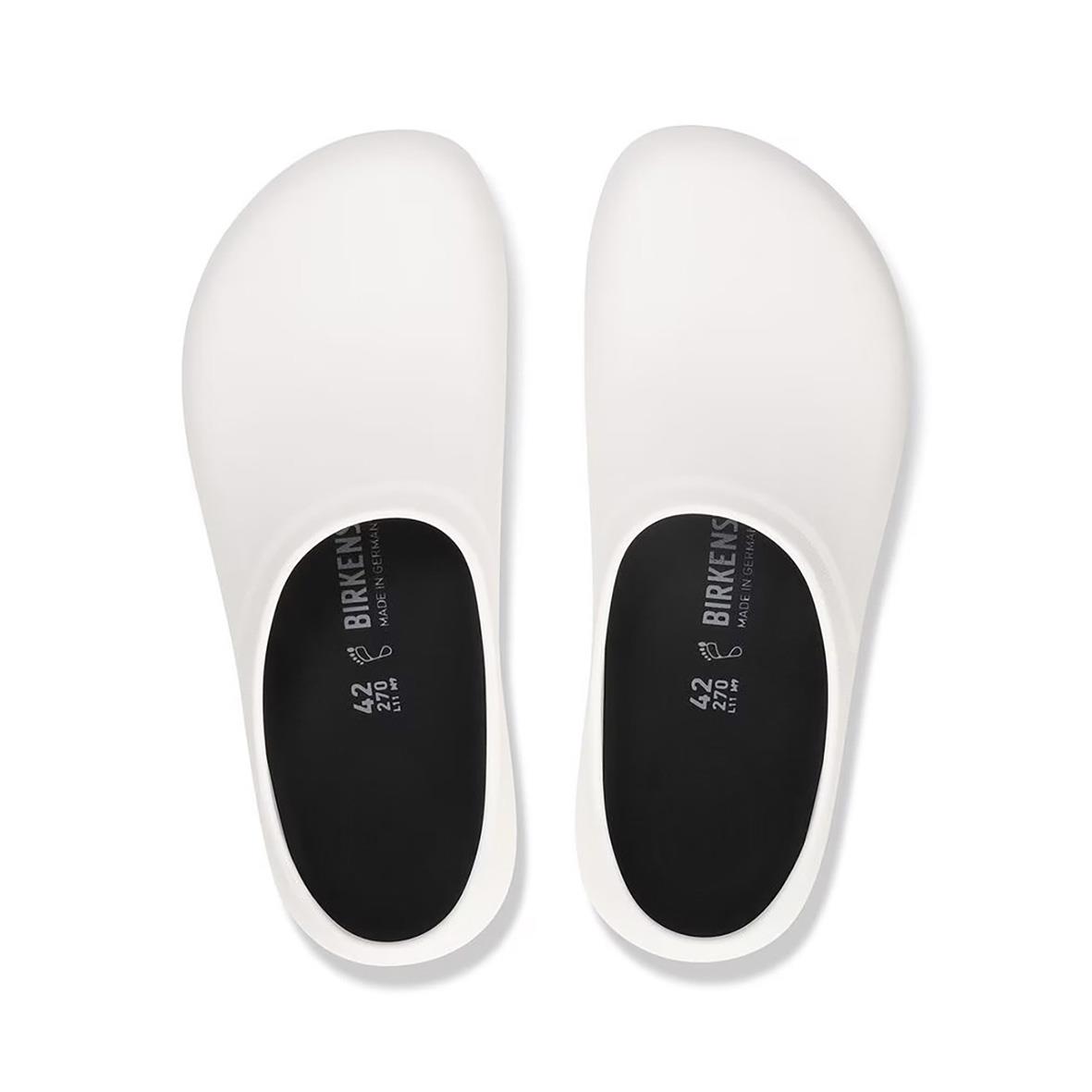 Vit Birkenstock Profi Birki 2.0 tofflor i storlek 42 sett framifrån