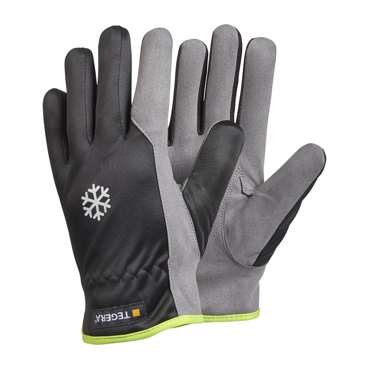 Vinterhandske Tegera 322 med svart och grå design och snöflingemotiv