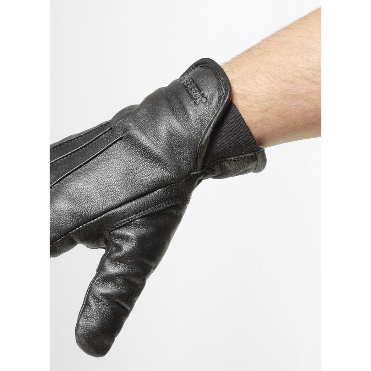 Svart skinnhandske Tegera 8151 på en hand