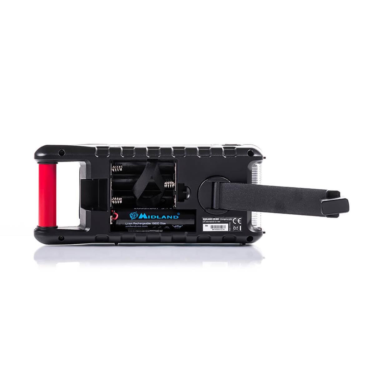 Nödradio Midland med ficklampa och powerbank ER300, visar baksidan med batterifack och handtag