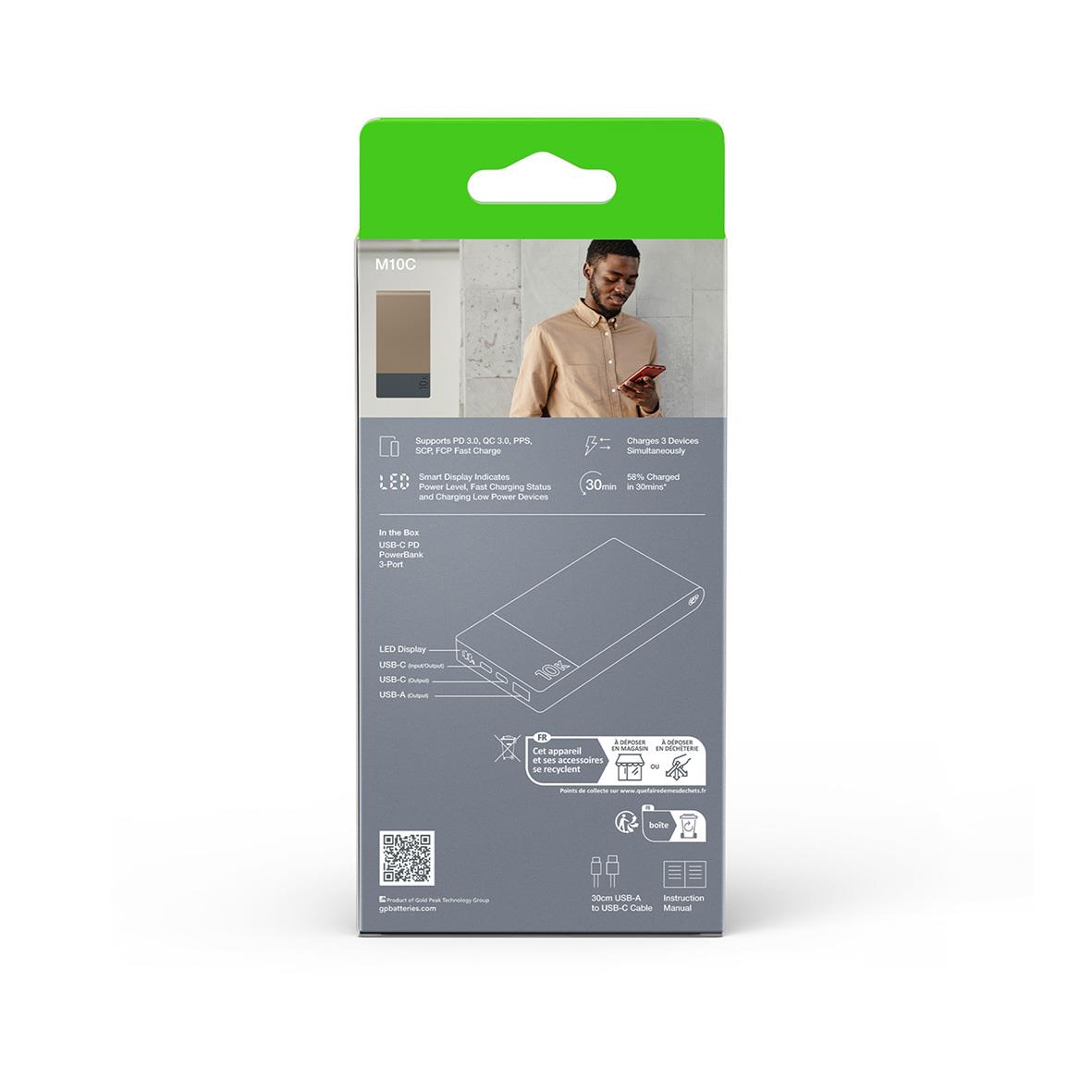 Powerbank GP M2+ 10000mAh i beige färg i förpackning med bild av person som använder den