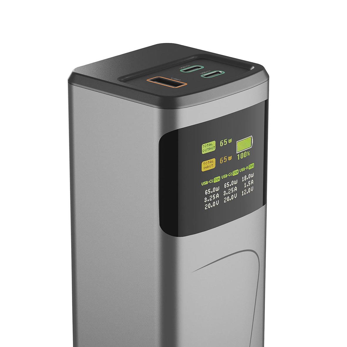 Vattenkokare med digital display och touchkontroller i silver och svart design