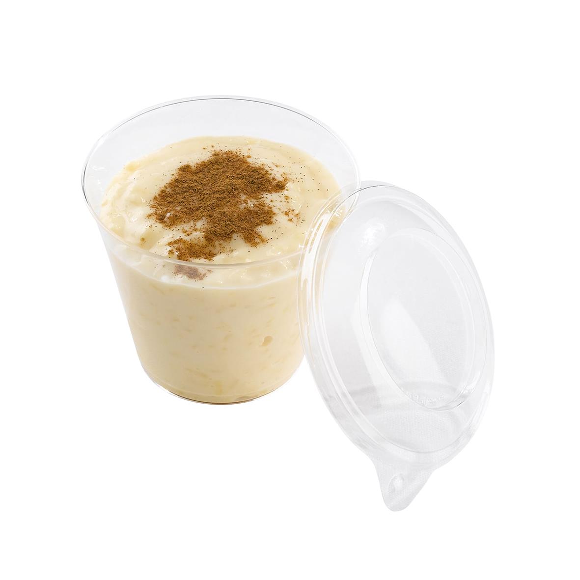 Klar dessertbägare med lock, Ø95x70mm, 230ml, fylld med dessert och toppad med kanel