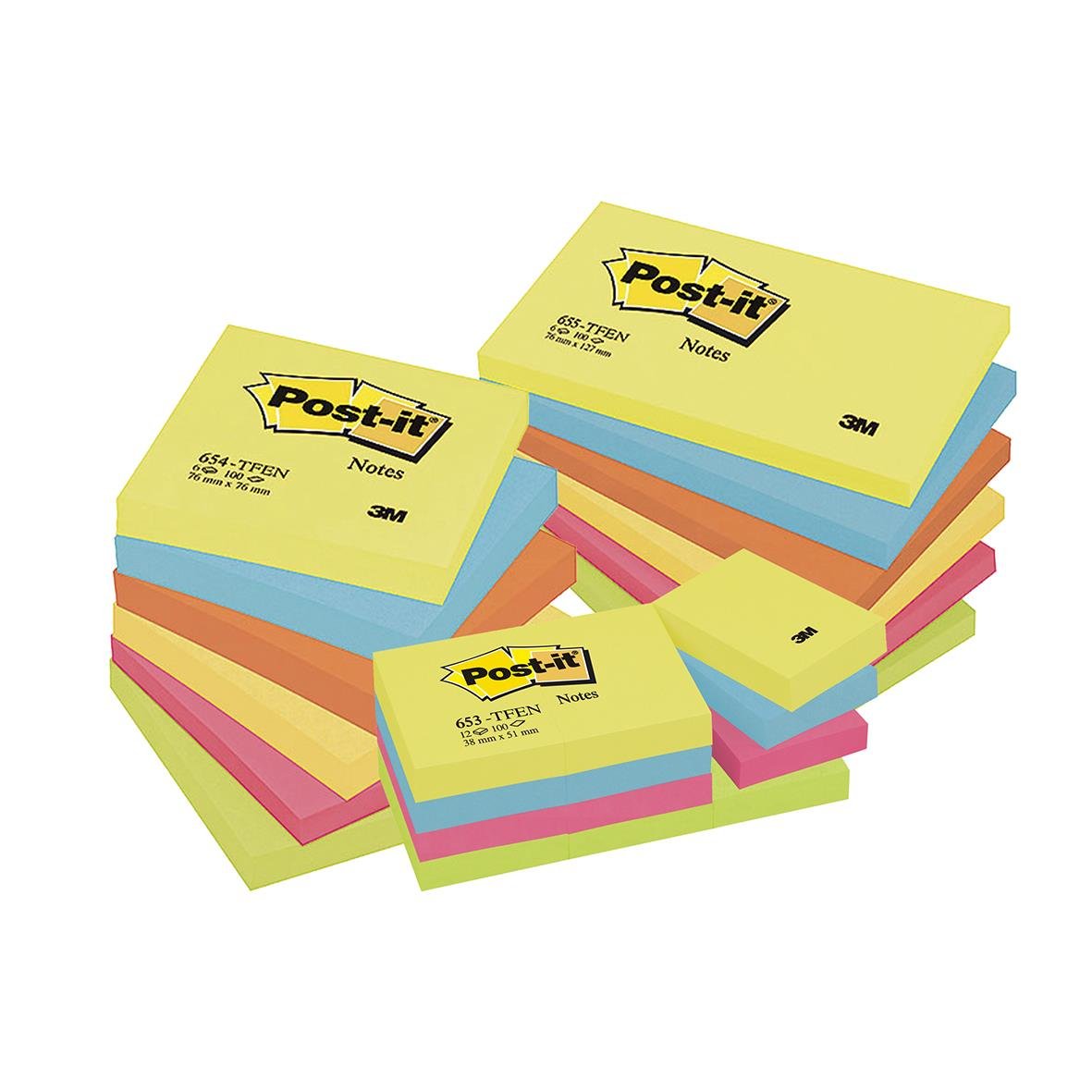 Staplar med Post-it Notisar i olika färger, energiska och användbara för anteckningar