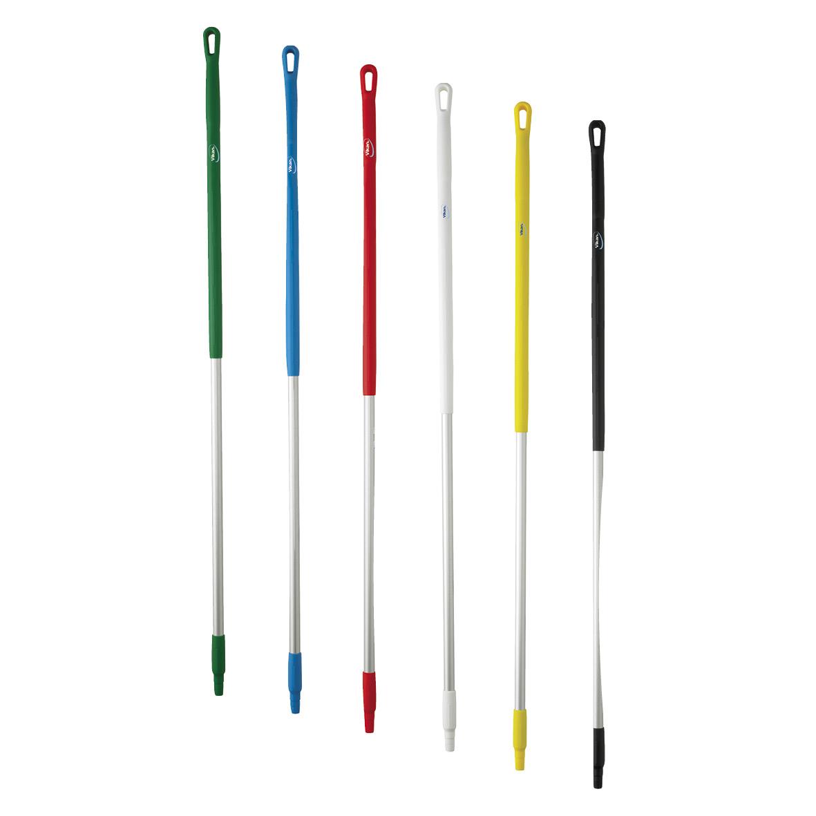 Färgglada aluminiumskrapor med 150 cm längd i olika färger