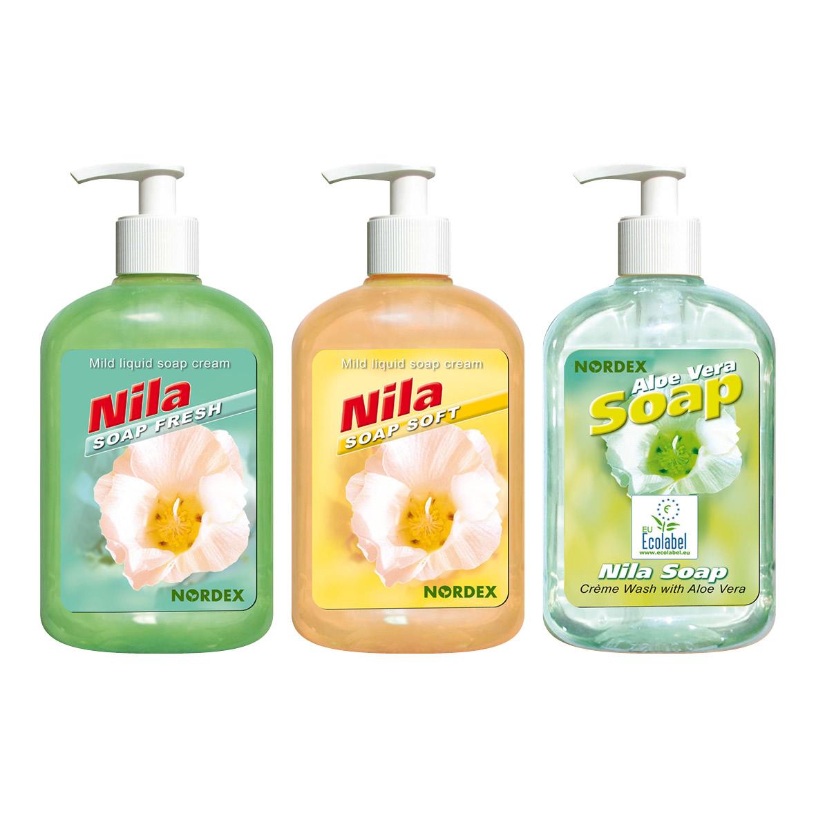Tre flytande tvålpumpar i olika färger med Nila och Nordex märkning