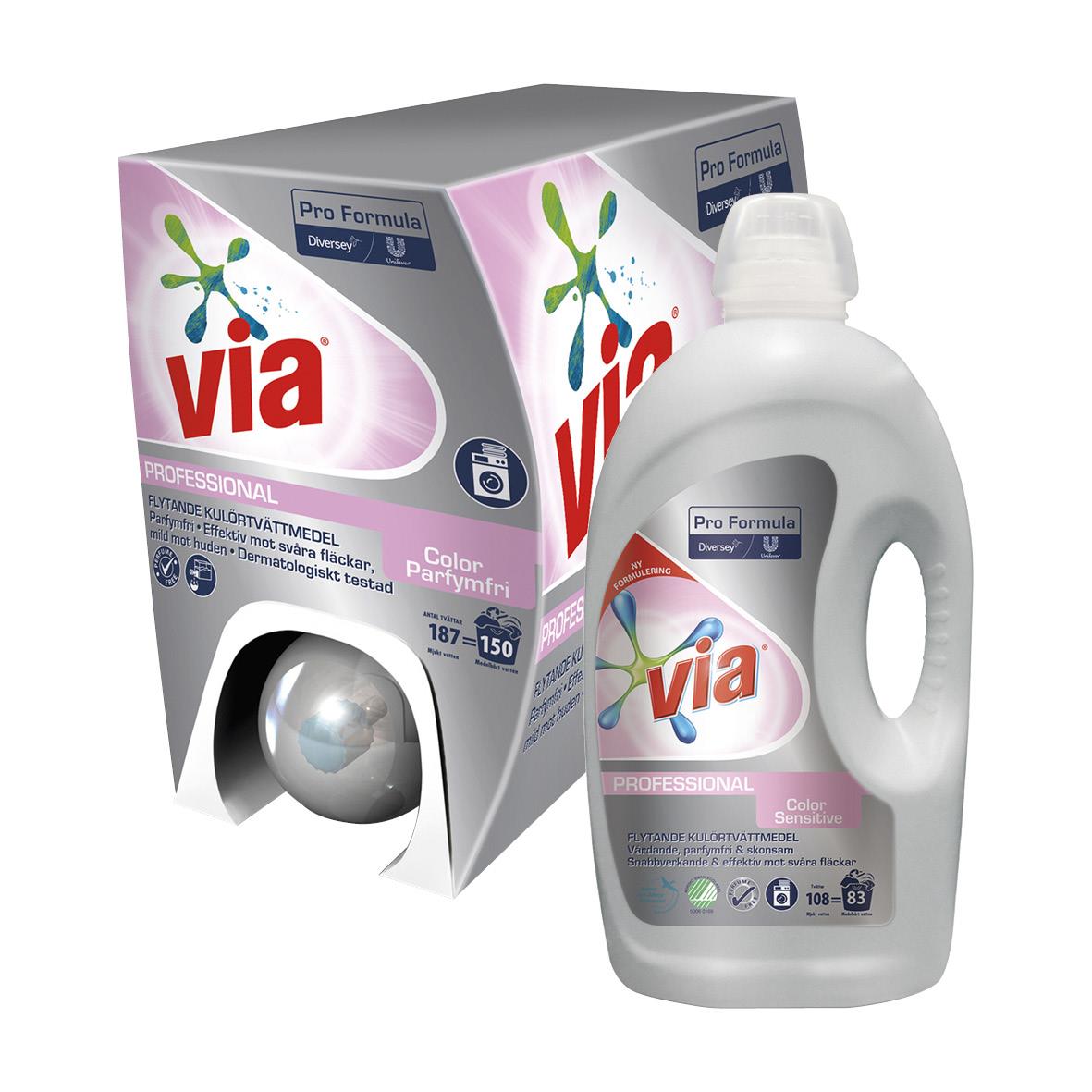 Tvättmedel Via Flytande Color Sensitive Oparfymerad 7,5L i förpackning och flaska