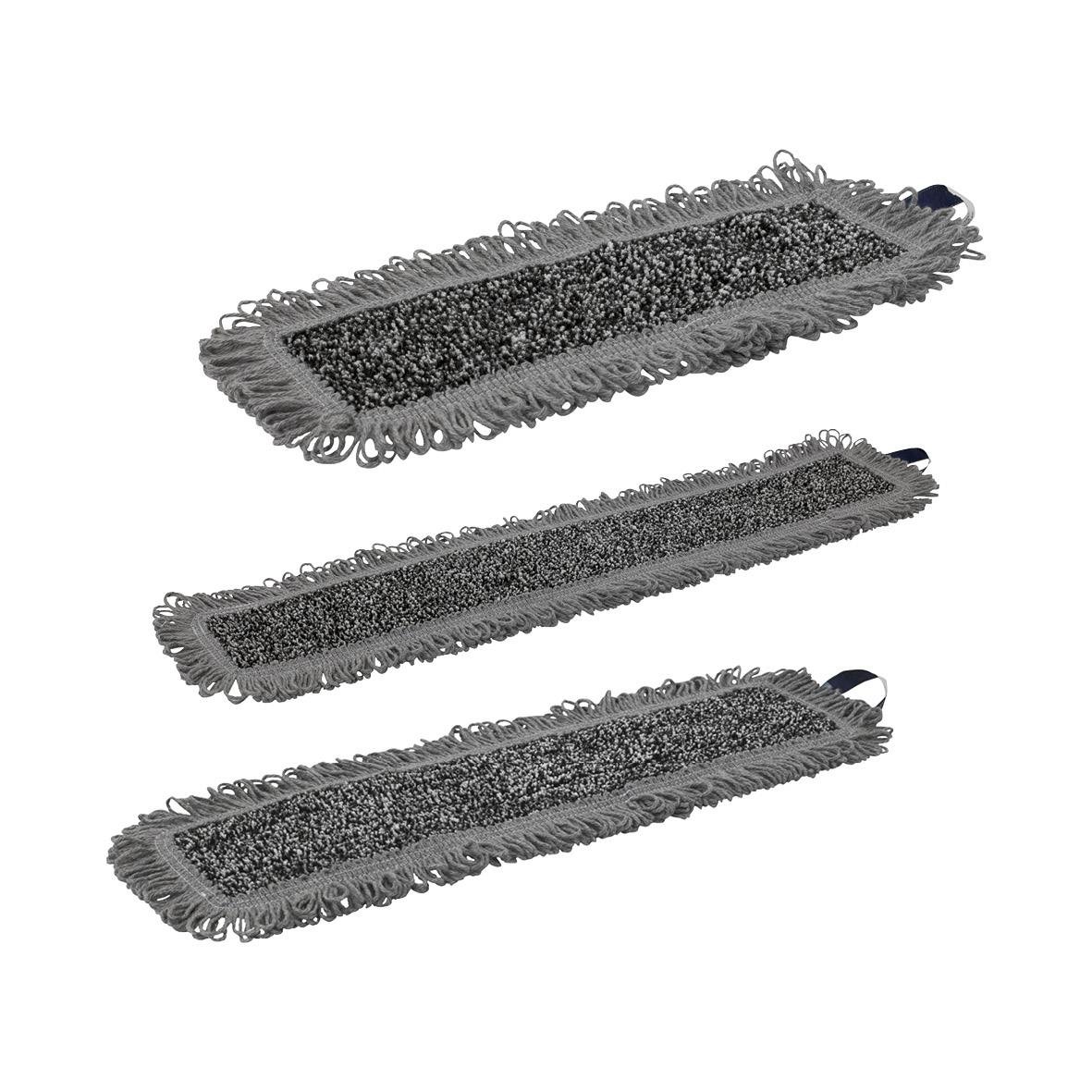 Tre våta moppar av Vikan Wet Scrub med grått skum och fransar