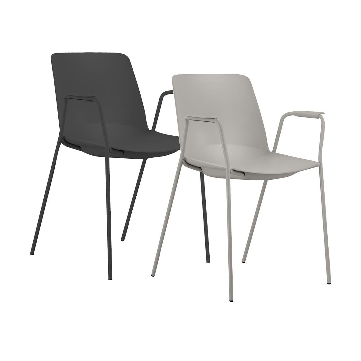 Två moderna karmstolar, en svart och en ljusgrå, med metallramar och armstöd