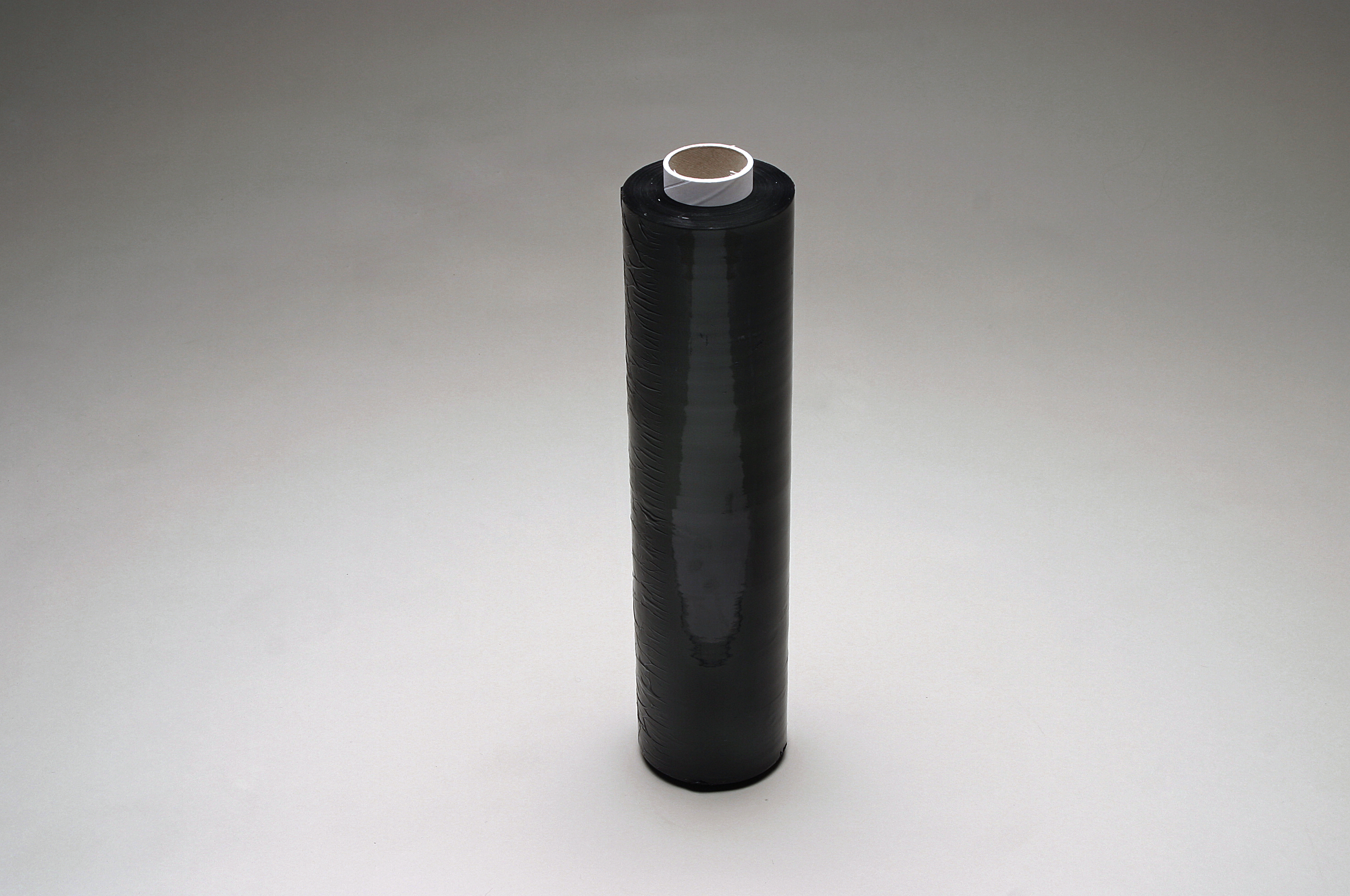 Sträckfilm plangjuten LLD polyeten svart 450x0,02mm x 300m 2,62kg 43010036_1